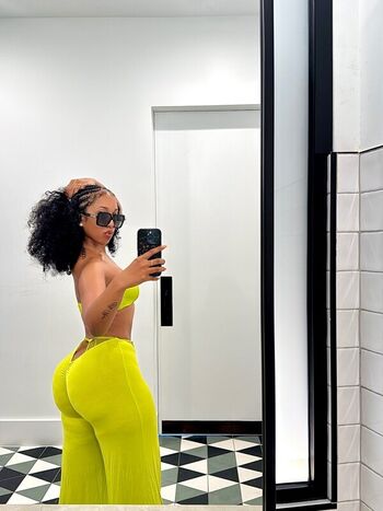 AishaaaMarie