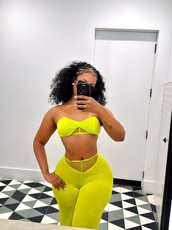 AishaaaMarie