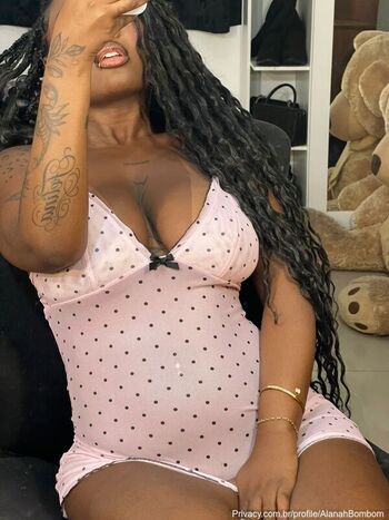 Alanah Bombom