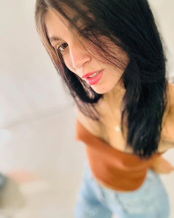 Alexandra Isabella
