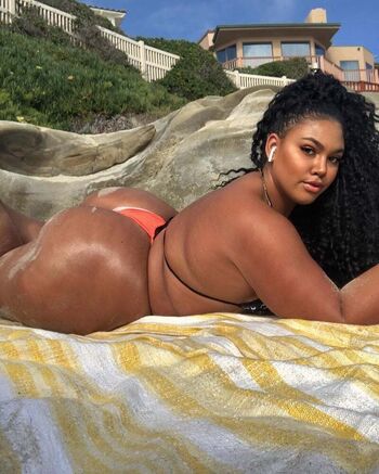 Alexus Danisha