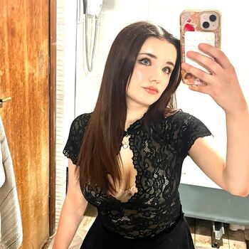 alicemelville_