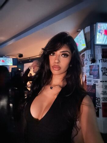 Aliza Shan