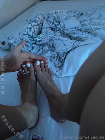 Full leaked Alya cutieee private onlyfans photo