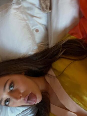 Alycia Debnam Carey