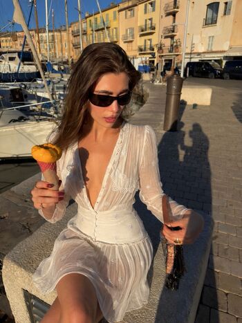Full leaked Amelie zilber private onlyfans photo