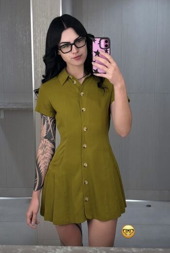 Angela Rhodes