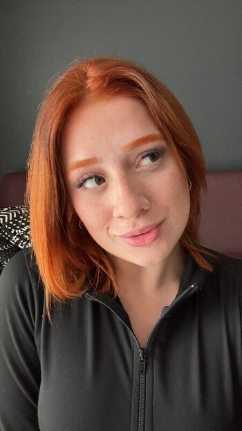 angelaxv