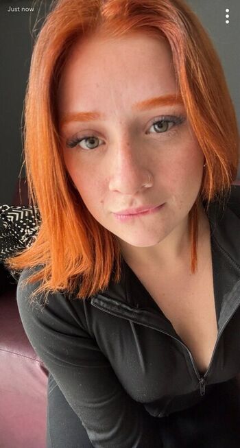 angelaxv