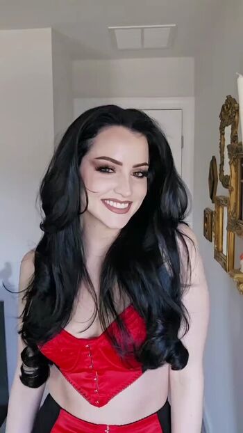Angelica Rose