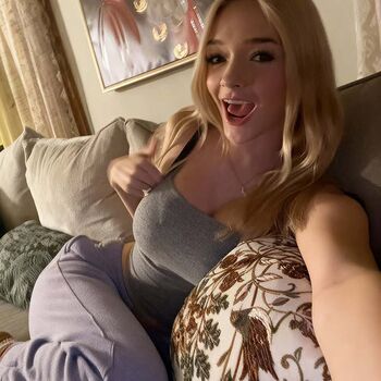 Full leaked Babyberly/ private onlyfans photo
