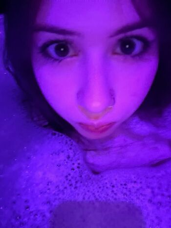 Full leaked Daisy lowe/ private onlyfans photo