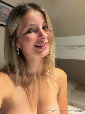 Full leaked Beevbabe page private onlyfans photo