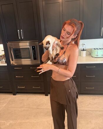 Bella Thorne
