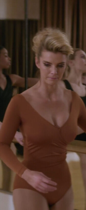 Betty Gilpin