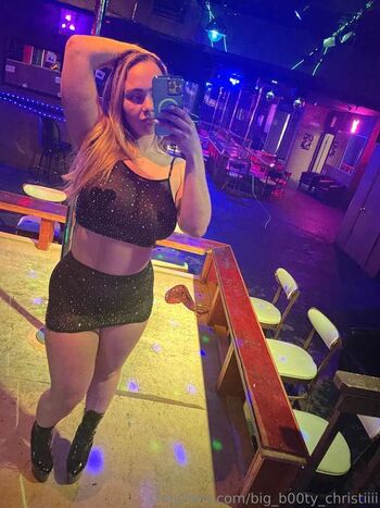 big_b00ty_christiiii