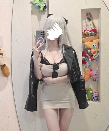 Full leaked Show your girlfriend/ private onlyfans photo