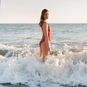 Bonnie Wright