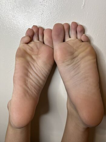 Brees_feet1