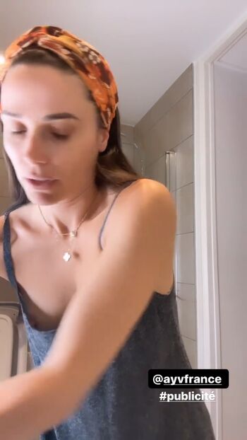 Capucine Anav