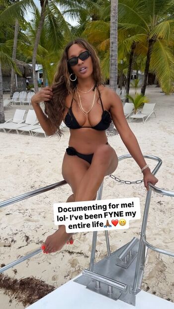 Cari Champion