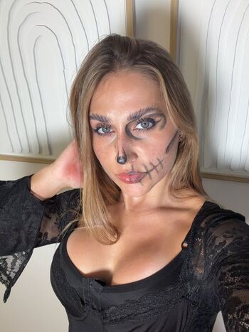 Full leaked Catarinarmoff private onlyfans photo
