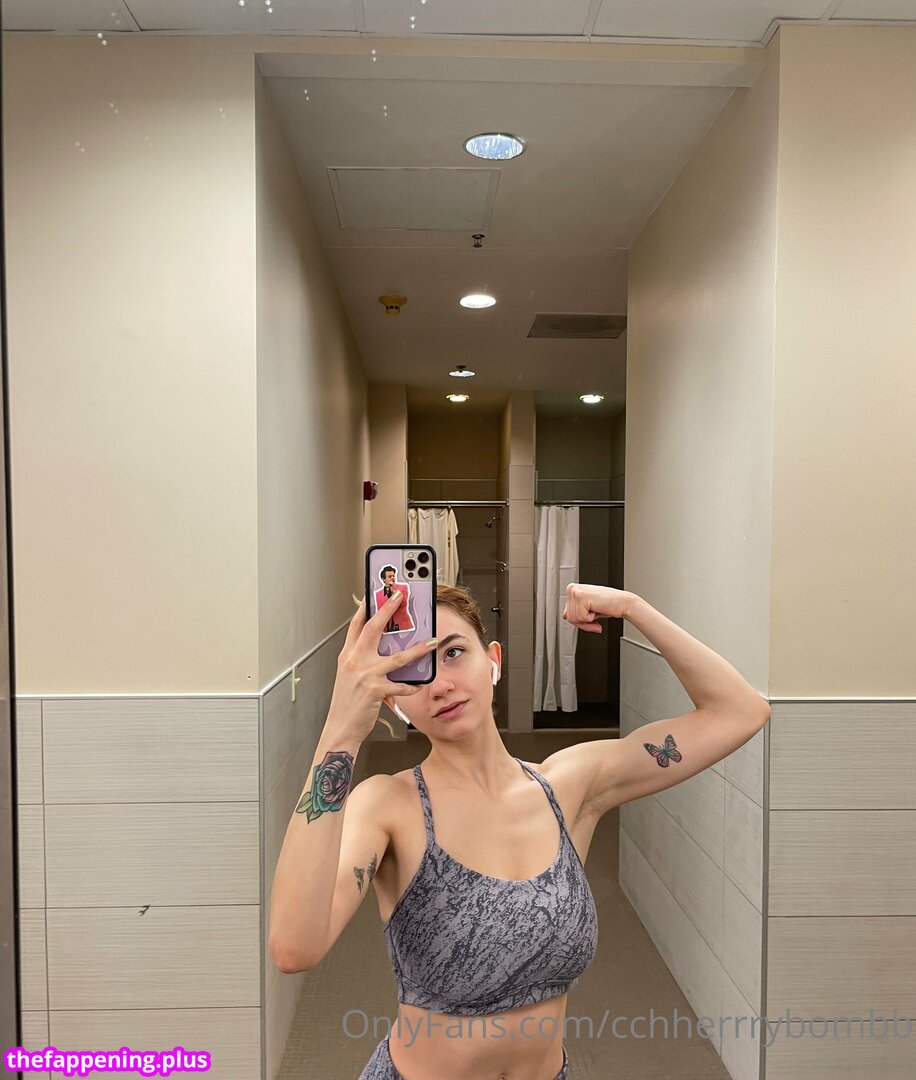 cchherrrybombb / chxrrybomb / https: Foto OnlyFans Nua #6