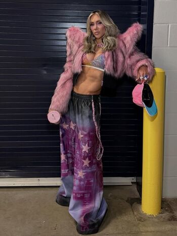 Charlotte Flair