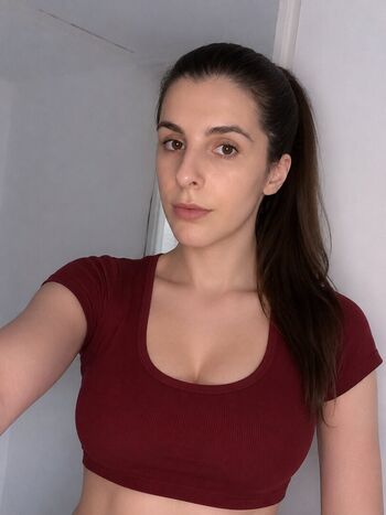 Chloe Tzuqiknee