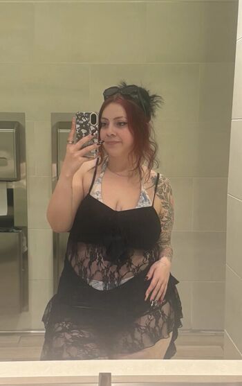 Full leaked Chx rliex private onlyfans photo