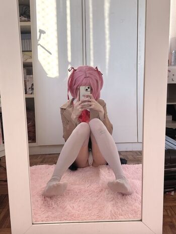 cos.maid