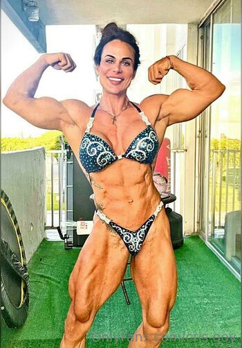 Cris Goy Fbb