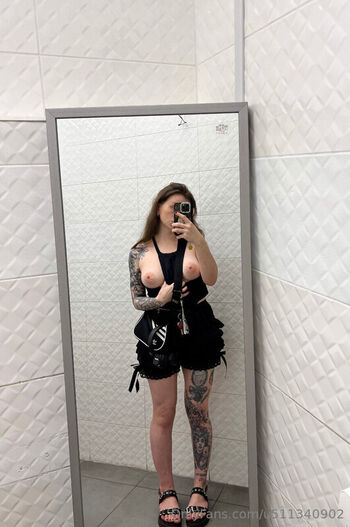 cry_baby_succubus