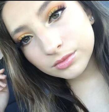 Cum Tribute