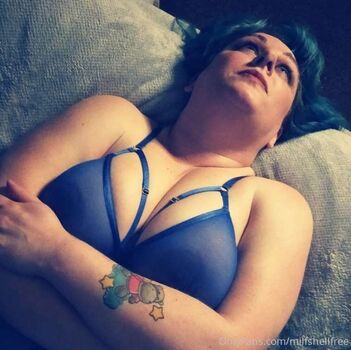 Curvy Shell