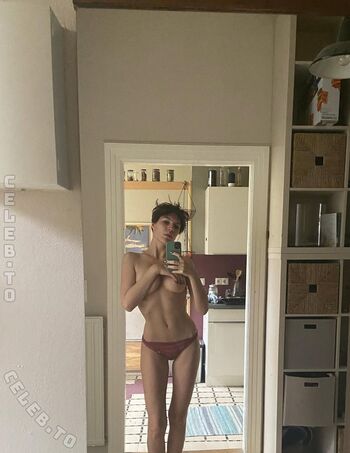 Elena Wolff