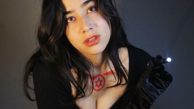 Elise ASMR / Elise Tran / Elise's Garden
