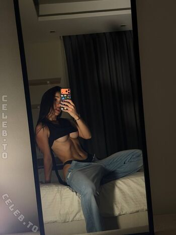 Ellie Leen