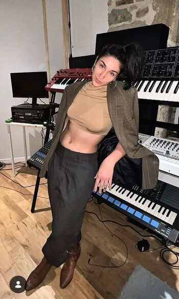 Elssyli-Chanteuse