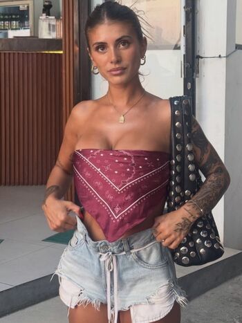 Emiiby