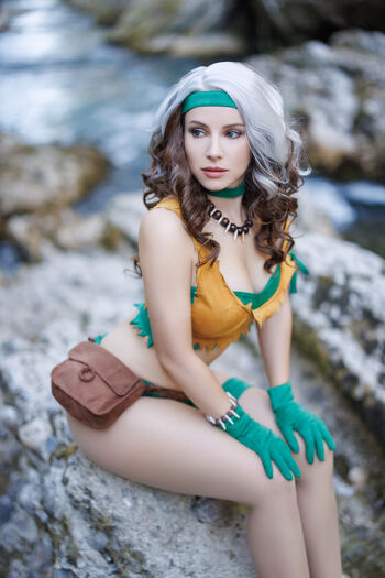 Enji Night