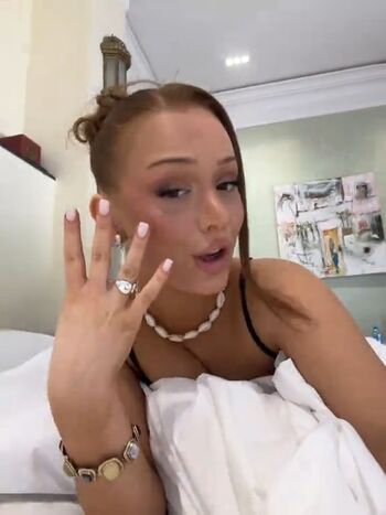 Full leaked Anastasia lovera/ private onlyfans photo