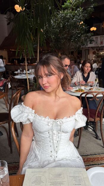 Ester Dobrik