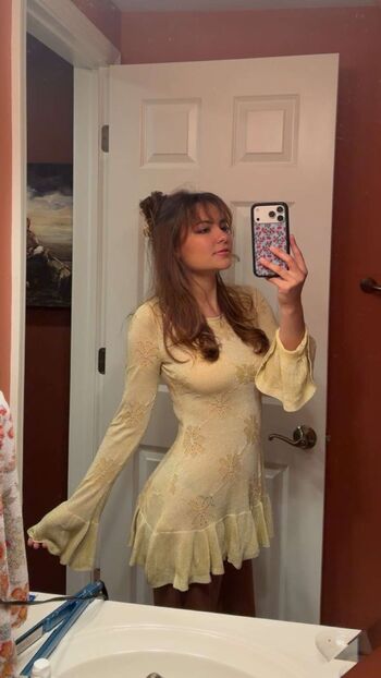 Ester Dobrik