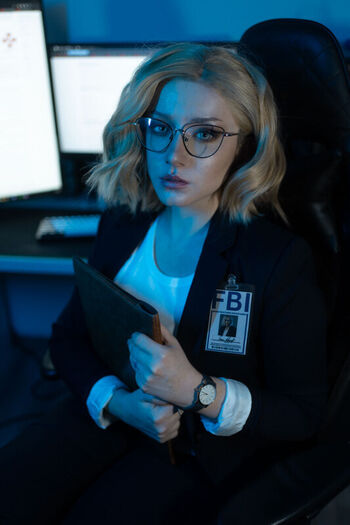Ezy Summers Cosplay