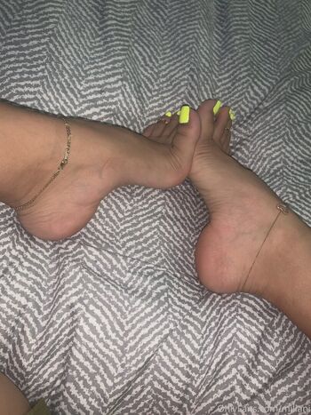 feetbymiliani