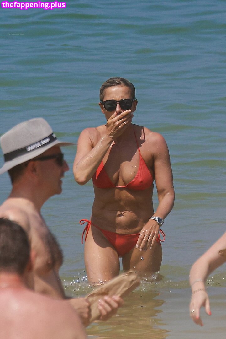 DesJournalistes / Femmes Journalistes / animatrices et autres dans les médias / https: / melanie.nouveauxmedias Foto OnlyFans Desnuda #53