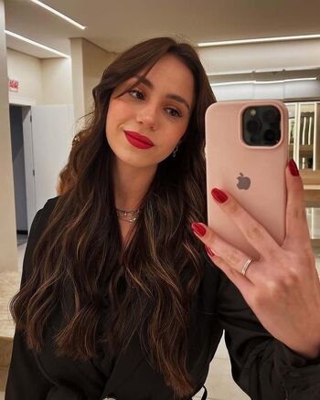 Fernanda Carvalho Da Cruz