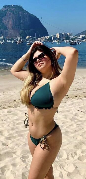 Fernanda Steavnv