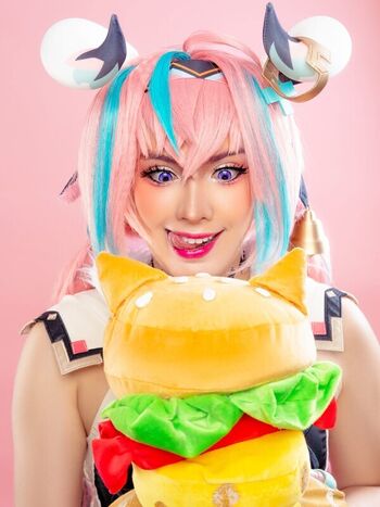 Flaiveth Cosplay